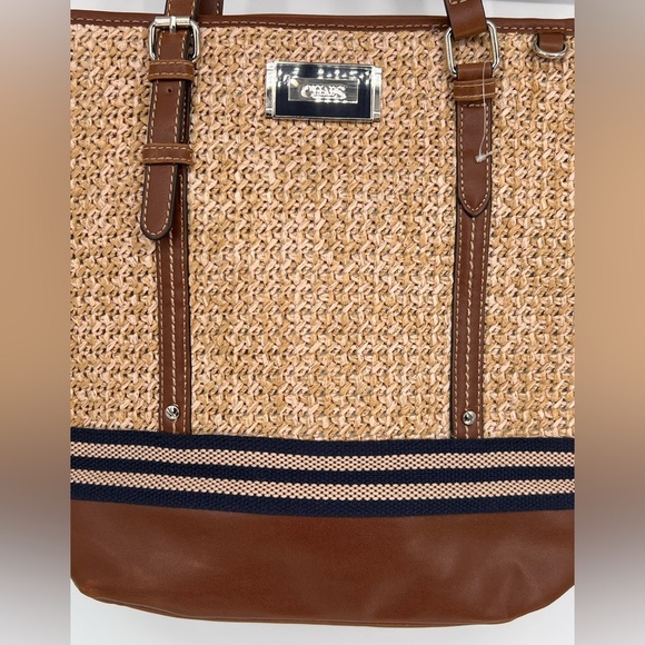 Chaps Lexi Straw Woven Bucket Tote Bag- NWT - Snap Closure w/ Zipper Pockets - Picture 3 of 8